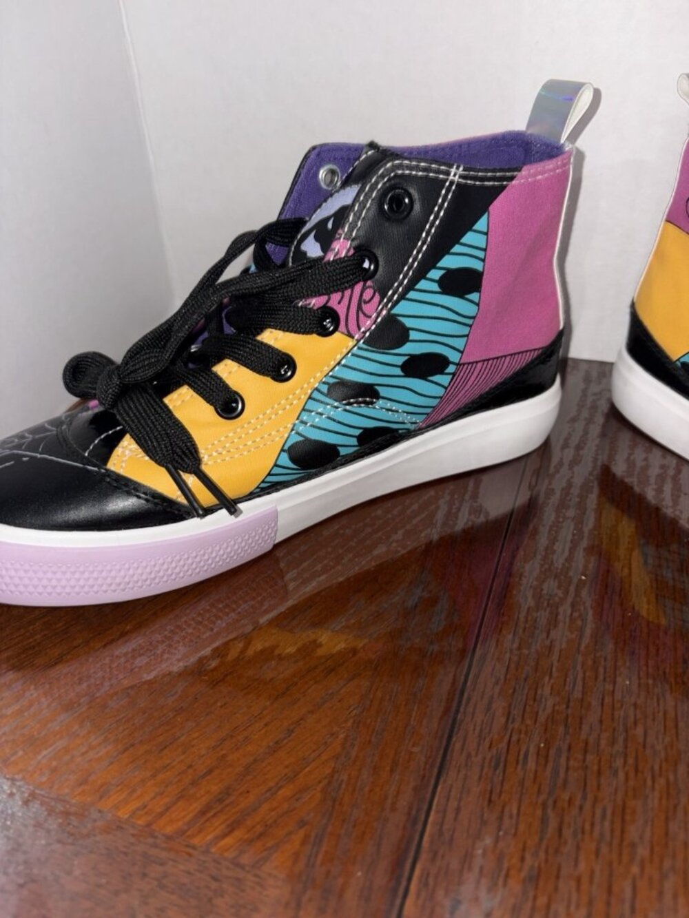 Disney Nightmare Before Christmas Ground Up High Top Sneaker Women Size 6 New - Picture 3 of 9